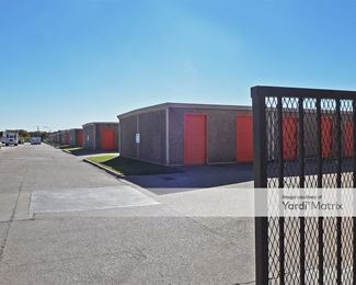Photo 3 of Public Storage - 3008 West Division Street, Arlington, TX