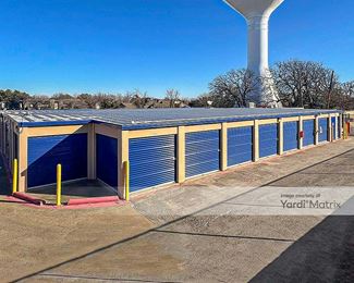 Photo 3 of Public Storage - 1601 Harwell Drive, Arlington, TX