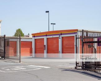 Photo 3 of Public Storage - 1940 Howe Avenue, Sacramento, CA