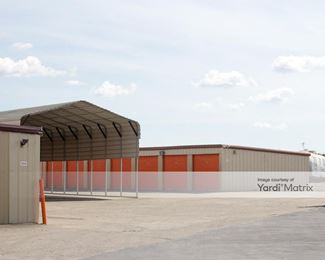Photo 4 of Tiger Self Storage - 2718 Q Street, North Highlands, CA