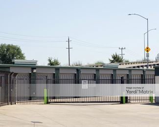 Photo 4 of Extra Space Storage - 1300 El Camino Avenue, Sacramento, CA