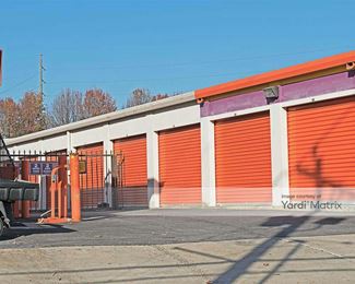 Photo 6 of Public Storage - 2436 Bolton Road NW, Atlanta, GA