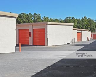 Photo 4 of Public Storage - 3375 North Druid Hills Road, Decatur, GA