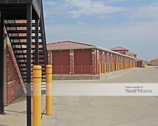 Photo 4 of Public Storage - 5125 Lake Ridge Pkwy, Grand Prairie, TX
