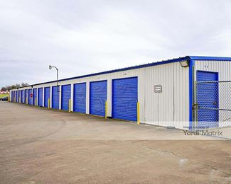 Photo 2 of SecurCare Self Storage - 245 NW Newton Drive, Burleson, TX