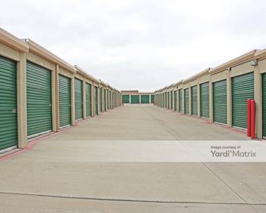 Storage Units for Rent available at 3015 New York Avenue, Grand Prairie, TX 75052