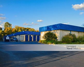 Photo 2 of Blue-Gray Self Storage - 5130 Nine Mile Road, Richmond, VA