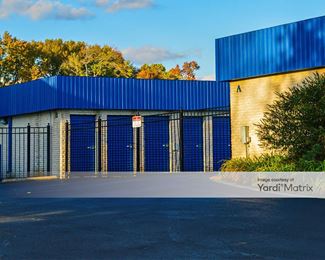 Photo 4 of Blue-Gray Self Storage - 5130 Nine Mile Road, Richmond, VA