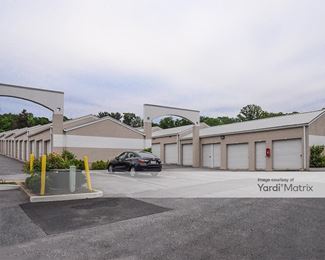 Photo 2 of SmartStop Self Storage - 7989 Rossville Blvd, Nottingham, MD