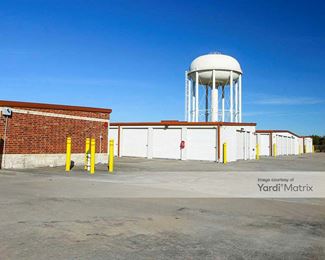 Photo 3 of CubeSmart Self Storage - 1410 North Duncanville Road, Duncanville, TX