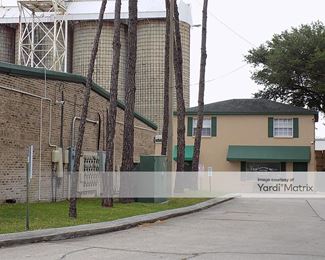 Photo 2 of Faulkenburg Centre - 501 South Falkenburg Road, Tampa, FL