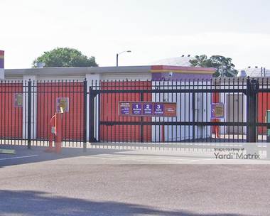 Storage Units for Rent available at 5880 66th Street North, St Petersburg, FL 33709