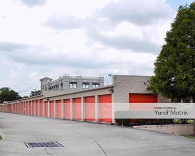 Storage Units for Rent available at 1302 West Kennedy Blvd, Tampa, FL 33606