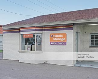 Photo 2 of Public Storage - 6820 Seminole Blvd, Seminole, FL