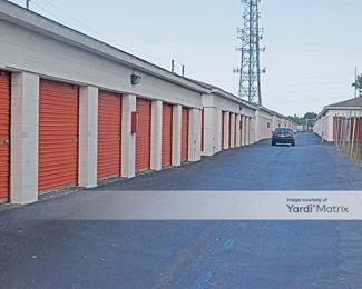 Photo 4 of Public Storage - 6820 Seminole Blvd, Seminole, FL
