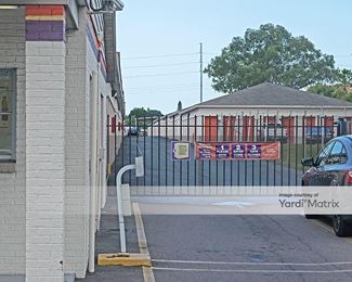 Photo 5 of Public Storage - 6820 Seminole Blvd, Seminole, FL