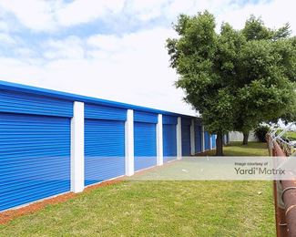 Photo 4 of Adamo Storage - 4901 East Adamo Drive, Tampa, FL