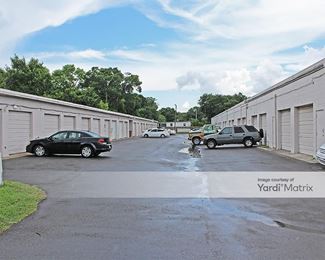 Photo 3 of Lake Avenue Rentals - 2297 Lake Avenue SE, Largo, FL