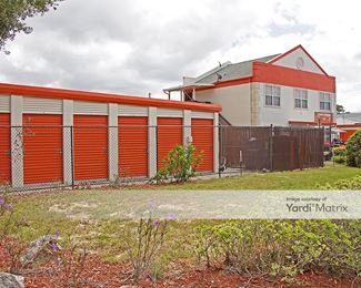 Photo 2 of Public Storage - 2262 US Highway 19, Holiday, FL