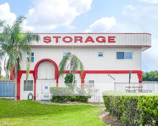 Photo 3 of Storage Rentals of America - 9906 US 19 North, Port Richey, FL