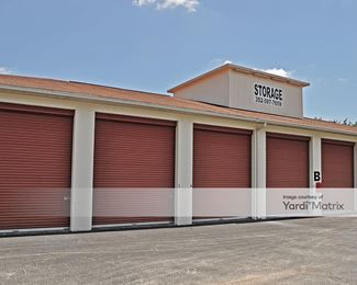 Photo 5 of Public Storage - 6400 Oregon Chickadee Road, Brooksville, FL