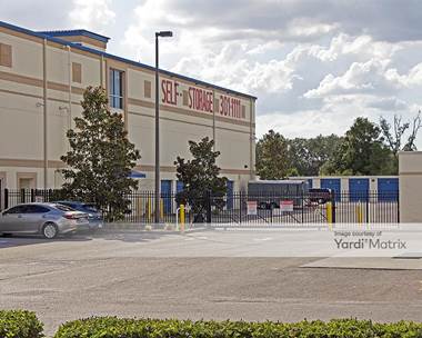 Storage Units for Rent available at 1505 South US Highway 301, Tampa, FL 33619