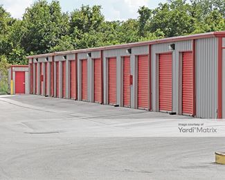 Photo 3 of Storage King USA - 2100 Dundee Road, Winter Haven, FL