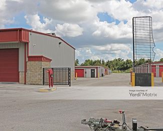 Photo 5 of Storage King USA - 2100 Dundee Road, Winter Haven, FL