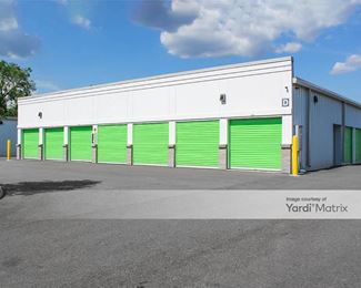 Photo 2 of Extra Space Storage - 7018 US - 301, Riverview, FL