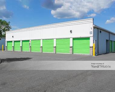 Storage Units for Rent available at 7018 US - 301, Riverview, FL 33578