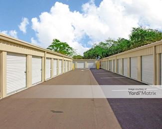 Photo 4 of Extra Space Storage - 1711 East Hillsborough Avenue, Tampa, FL