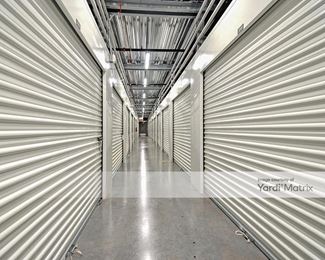 Photo 4 of SmartStop Self Storage - 289 34th Street North, Saint Petersburg, FL