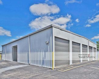 Photo 4 of Extra Space Storage - 12280 East Colonial Drive, Orlando, FL