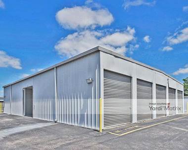 Storage Units for Rent available at 12280 East Colonial Drive, Orlando, FL 32826