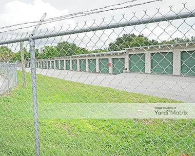 Storage Units for Rent available at 1007 Warehouse Drive, Leesburg, FL 34748