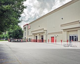 Photo 2 of Public Storage - 2275 North Semoran Blvd, Orlando, FL