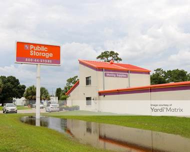 Storage Units for Rent available at 1801 West Oak Ridge Road, Orlando, FL 32809
