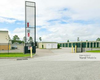 Photo 2 of iStorage - 18286 East Apshawa Road, Minneola, FL