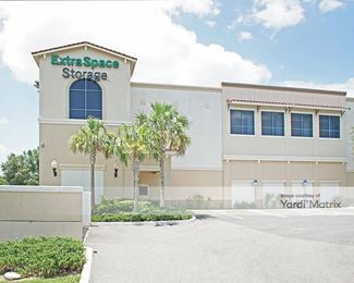 Photo 1 of Extra Space Storage - 516 County Road 466, Lady Lake, FL