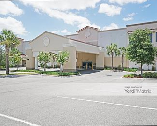 Photo 2 of Extra Space Storage - 516 County Road 466, Lady Lake, FL