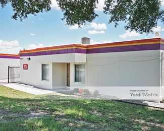 Photo 1 of Public Storage - 6040 Lakehurst Drive, Orlando, FL