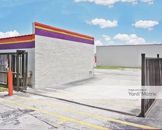Photo 2 of Public Storage - 6040 Lakehurst Drive, Orlando, FL