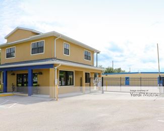 Photo 6 of Public Storage - 7628 Narcoossee Road, Orlando, FL