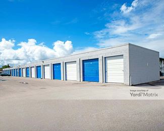 Photo 4 of Cocoa Warehouse and Storage - 1520 Peachtree Street, Cocoa, FL