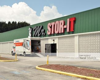 Photo 3 of Mr Stor-It - 500 North Cocoa Blvd, Cocoa, FL