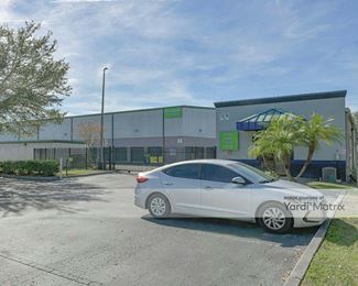 Photo 2 of Extra Space Storage - 1236 South Vineland Road, Winter Garden, FL