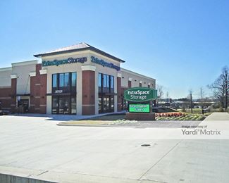 Photo 1 of Extra Space Storage - 890 Chattahoochee Avenue NW, Atlanta, GA