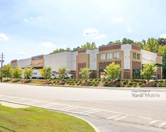 Photo 2 of Extra Space Storage - 650 Dekalb Industrial Way, Decatur, GA