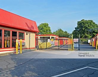 Photo 4 of SecurCare Self Storage - 1 Western Hills Court, Norcross, GA