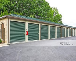 Photo 2 of Go Store It - 345 Sawmill Drive, Suwanee, GA